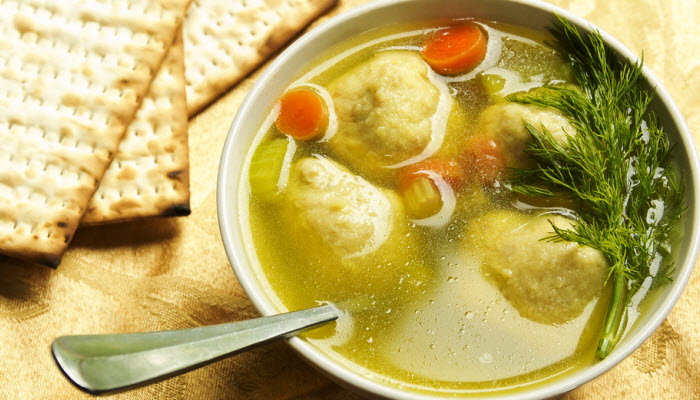 Mom’s Kosher Matzoh Ball Soup