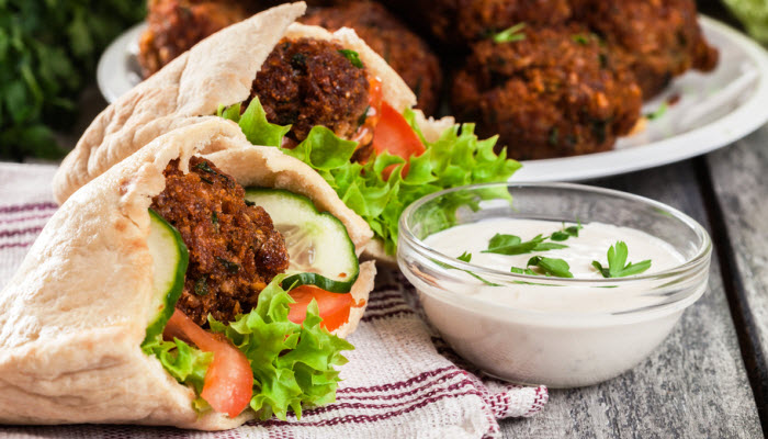 Classic Falafel Pita Sandwich Jewish Recipes Kosher Cooking