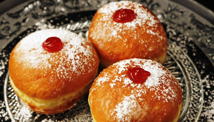 old-fashioned jelly donuts