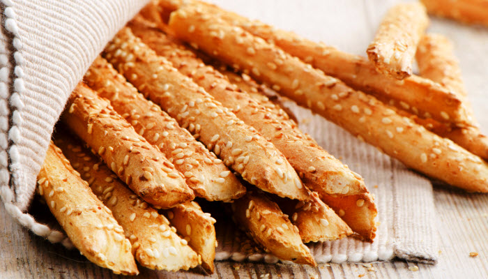 Crunchy Bread Sticks with Sesame Seeds