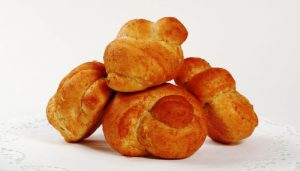 buttery-twist-rolls