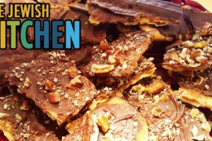 Chocolate-Covered-Matzoh-for-Passover-1