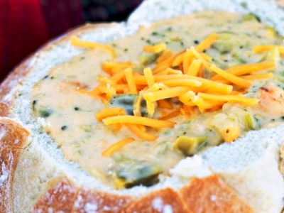 broccoli cheddar soup in bread bowl