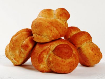 buttery twist rolls