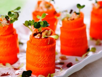 carrot and hummus roll ups