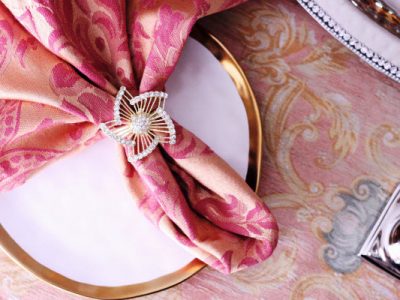 gold pinwheel napkins