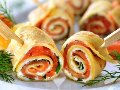 smoked salmon and cream cheese spirals